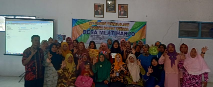 Pelatihan Pengelolaan Sampah Rumah Tangga di Desa Mlatiharjo Kecamatan Gajah