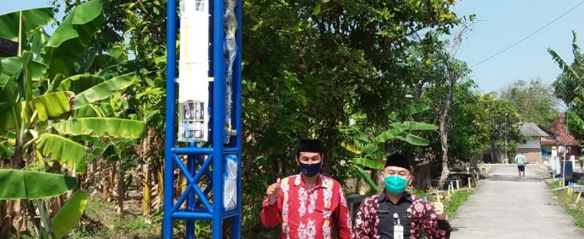 Pembuatan Gapura Kampung KB Mandiri di Wilayah RW.01 Desa Mojosimo